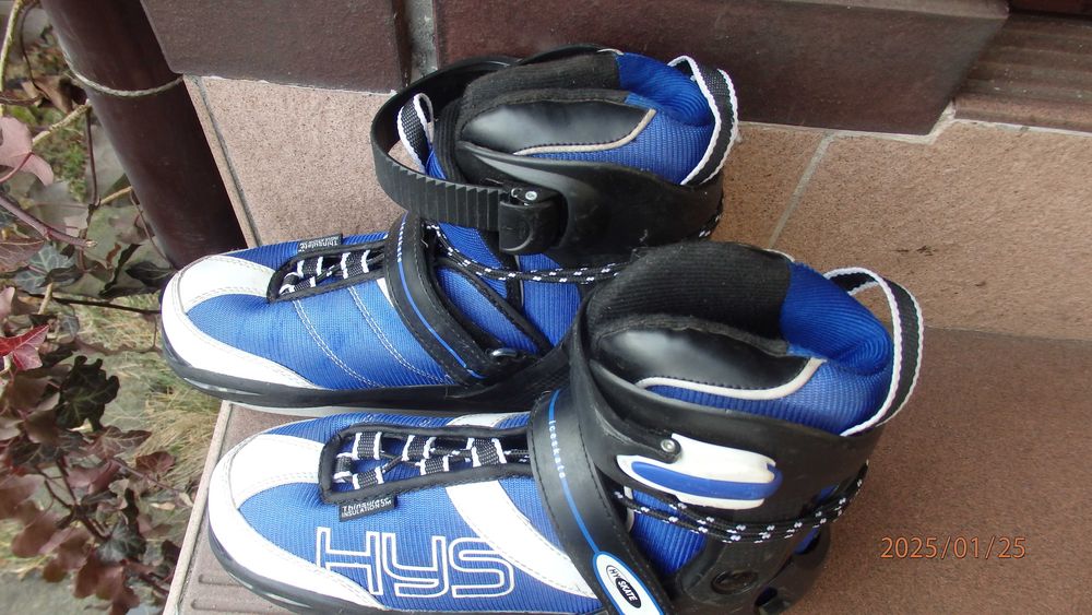 Buty sportowe męskie z łyżwami marki HySkate rozmiar 36-39.