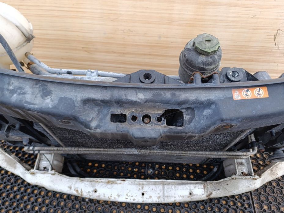 Vw Crafter W906 I 2E0 2.5 Tdi Pas Przedni Komplet Automat