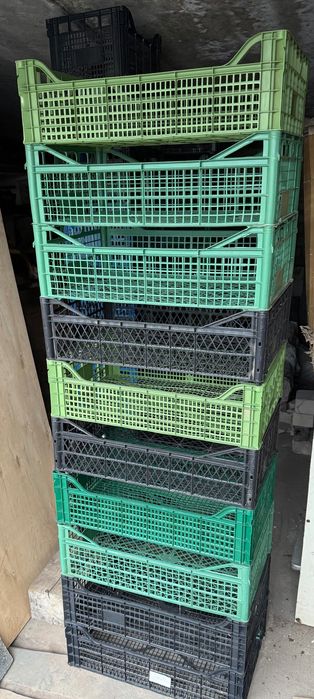 Ящики пластикові для овочів, фруктів, та іншого