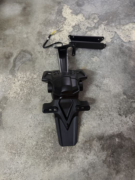 Set escape e matricula original mt-07 2021-2025