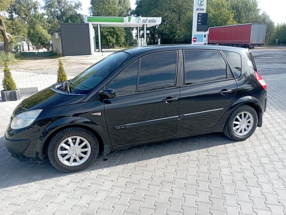 Renault Scenic 2003 рік, 1.6 газ бензин