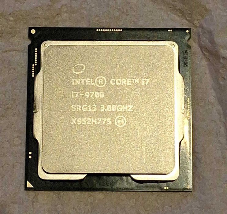Procesor Intel i7-9700 do komputera