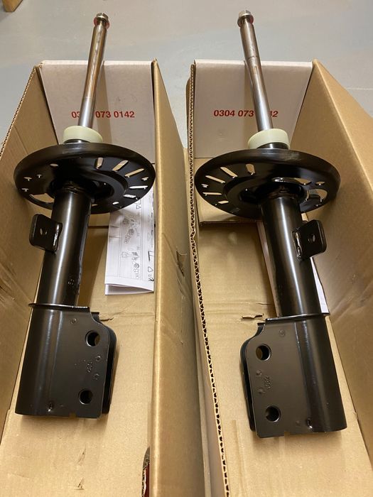Амортизатори передні Citroen C5 Aircross 3348095