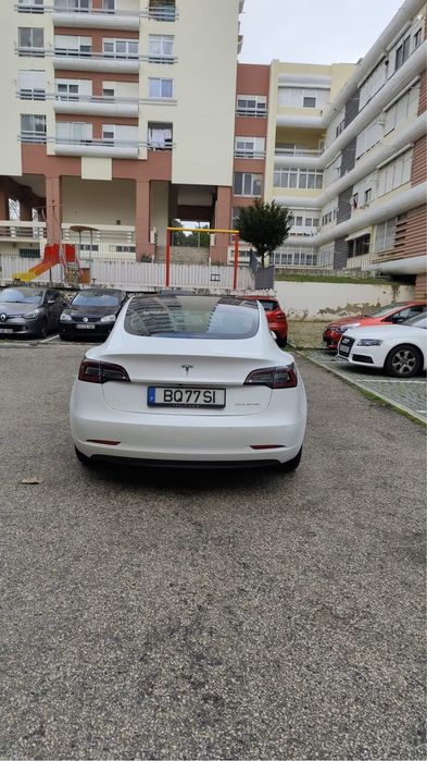 Tesla model 3 dual motor