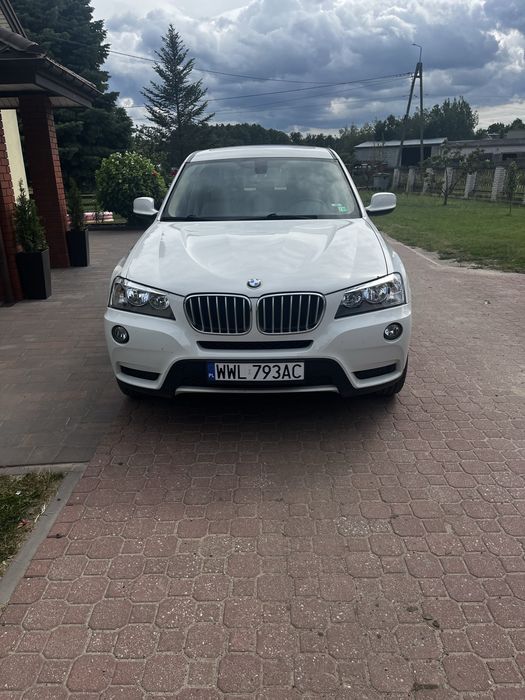 BMW x3 f25 174 tys przebiegu 2 litry benzyna