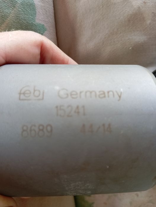 FEBI BILSTEIN 15241 Tuleja, łożyskowanie kabiny kierowcy