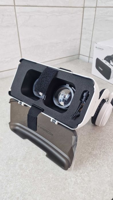 Okulary vr 3d do smartfona z pilotem bluetooth
