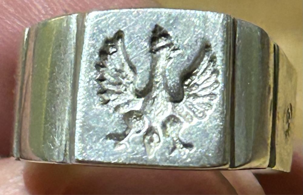 Sygnet pieczętny z Orłem w Koronie srebro 84 przełom XVIII - XIX wieku