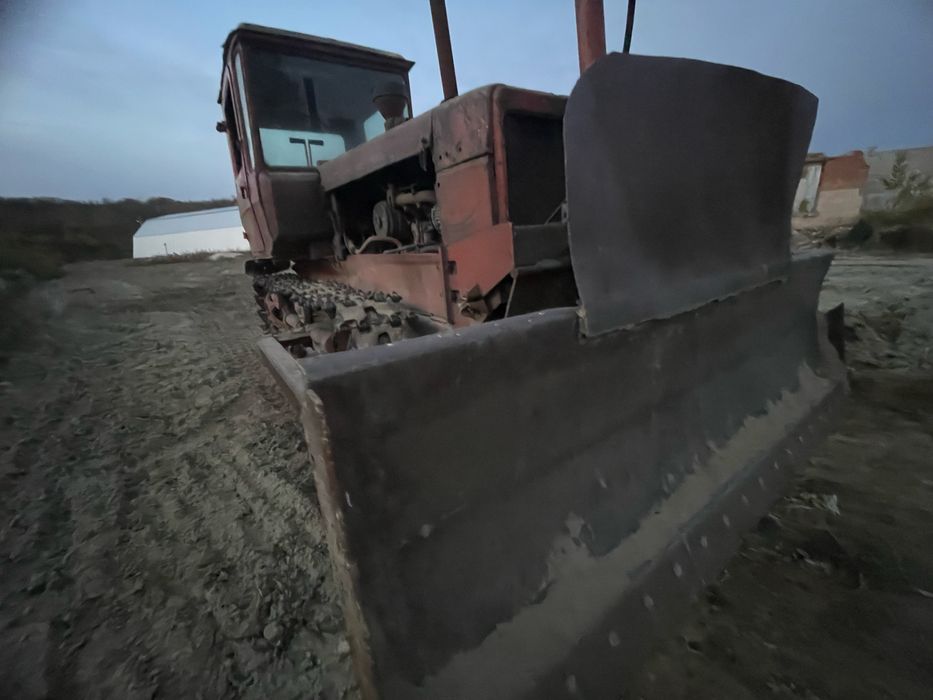 Продам трактор ДТ-75