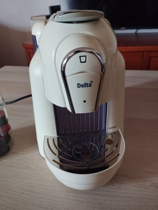 Máquina de café Delta QOOL