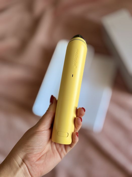 Medicube Age-R Booster Pro, Yellow