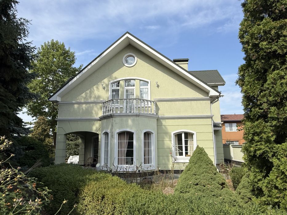 Продам СВОЙ большой дом особняк 374 кв великолукская (токмацкая)