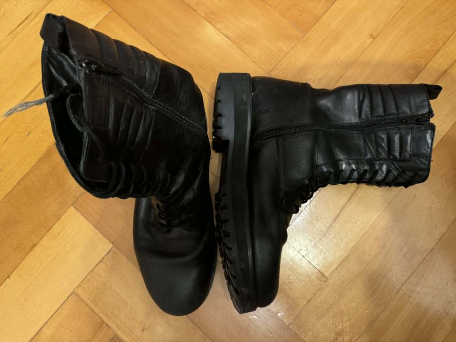 Sprzedam skórzane botki 41