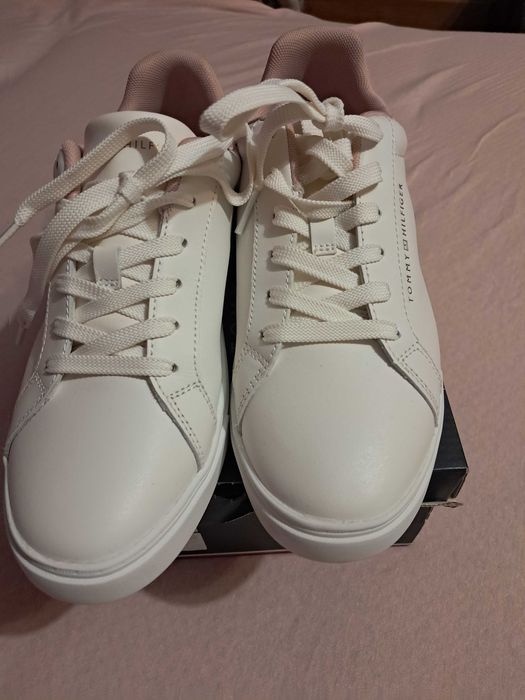 Sneakersy tommy hifigier