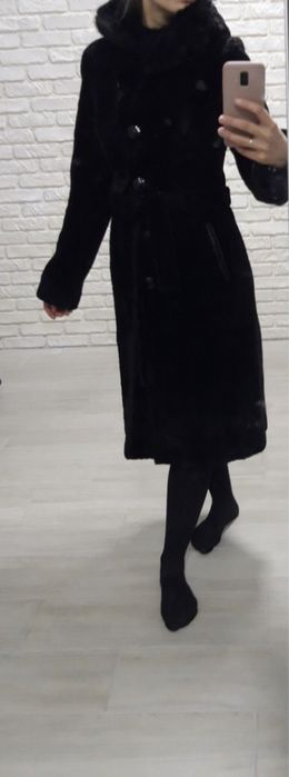 Шуба мутон з капюшоном