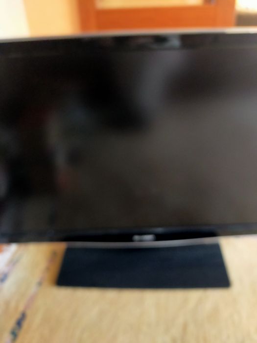 Sharp LC 42X20E televizor