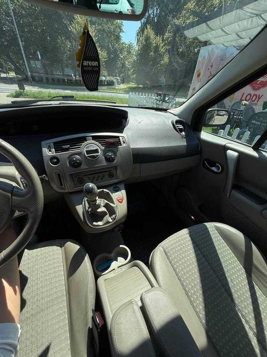 Renault Grand Scenic