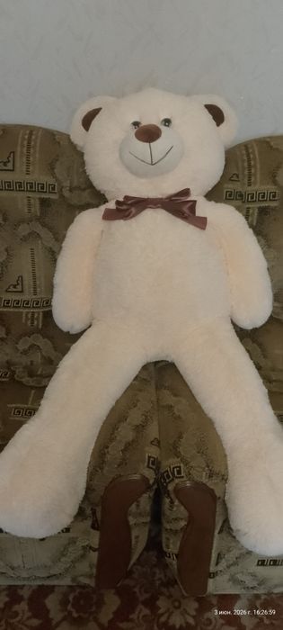 Продаю мишку мягкую  и игрушку подушку
