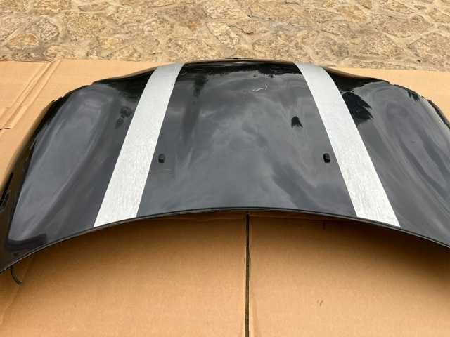 Capot Mini R56 gasolina côr preta e com faixas cinza