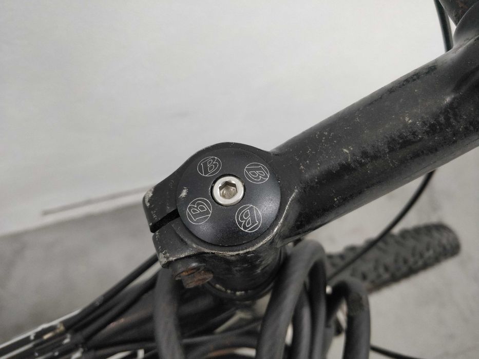 Bicicleta de montanha TREK