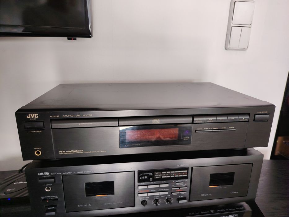 JVC XL V242  CD player