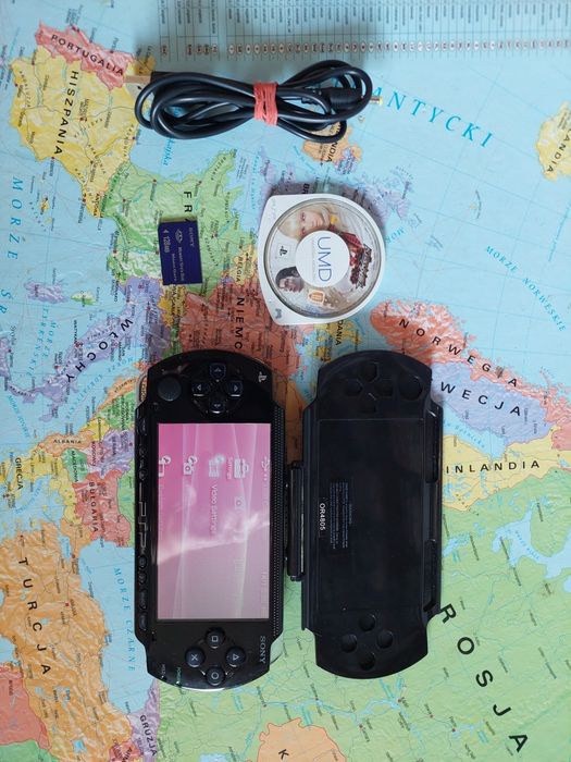 Konsola sony psp 1003 (1004) stan BDB 128mb Gra tekken