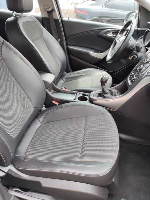 Opel Astra caravan 1.3 CDTI cosmo excelente estado geral