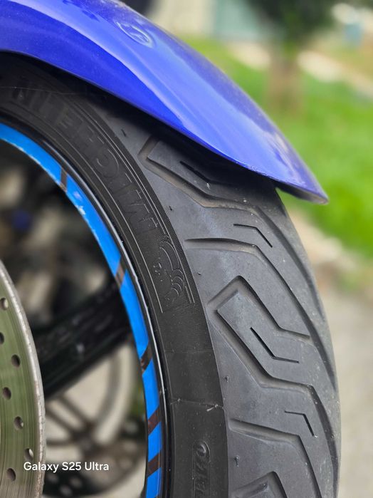 Moto honda hornet