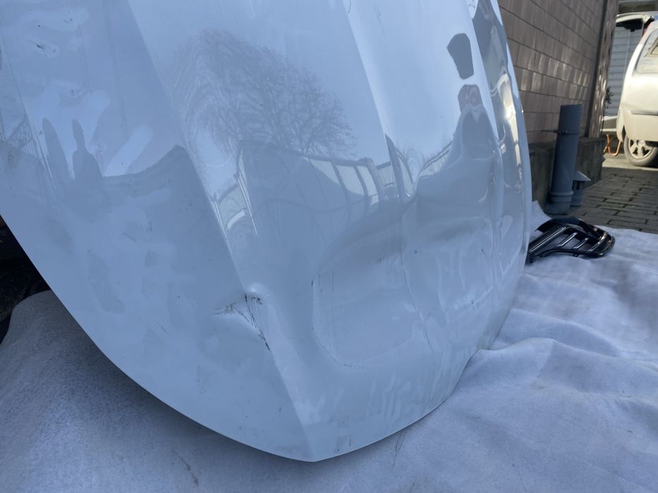 Капот рено меган 4