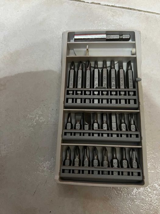 Bosch 24-Piece Bit Set431470565969766403