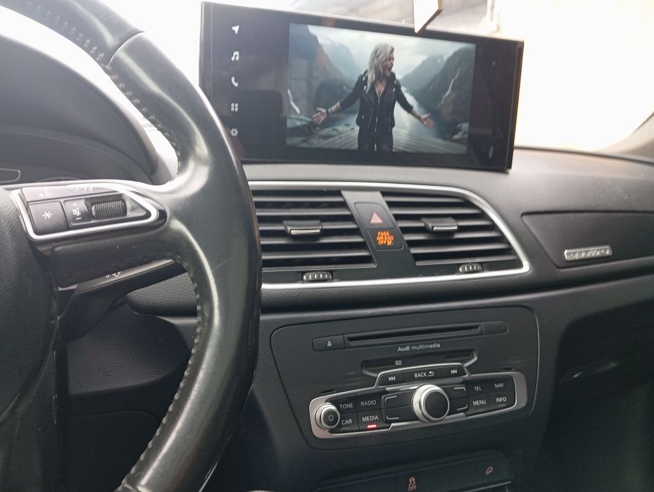 Продам AUDI Q3 quattro