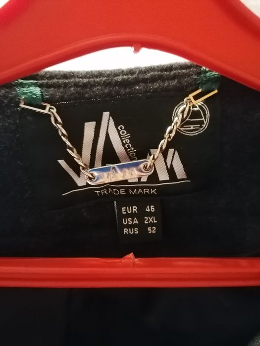 Пальто весняне .