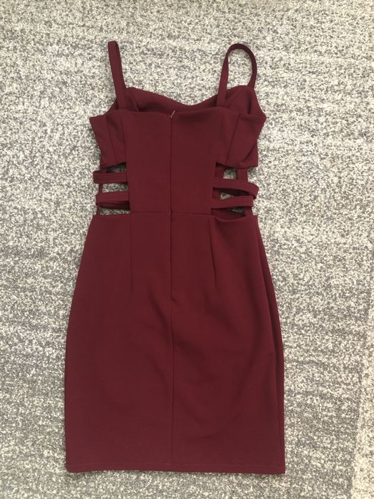 Bordowa sukienka na ramaczkach xs
