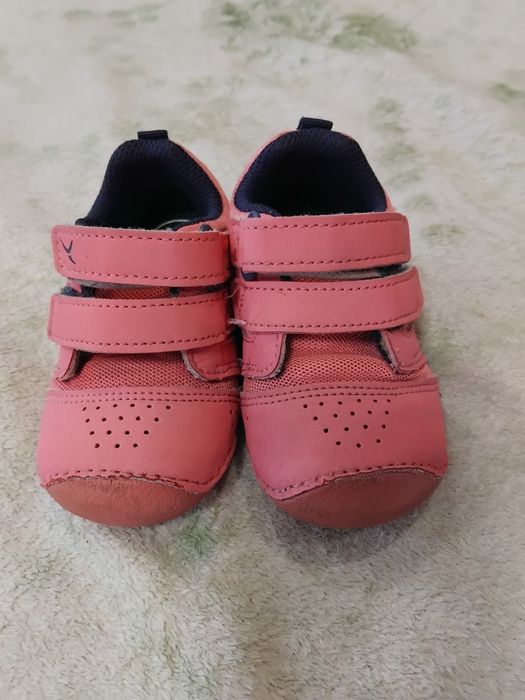 Кросівки для дівчинки 19 розмір +подарунок!