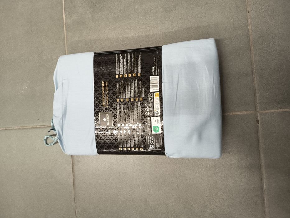 Nowy błękitny komplet pościeli Hotel Royal