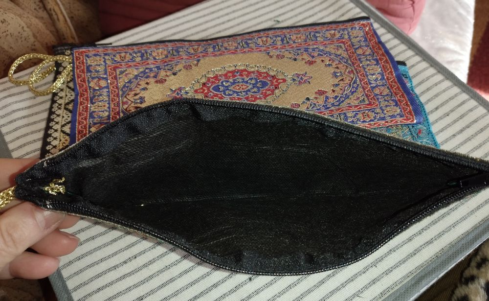 4 Pequenas bolsas orientais novas de Mostar