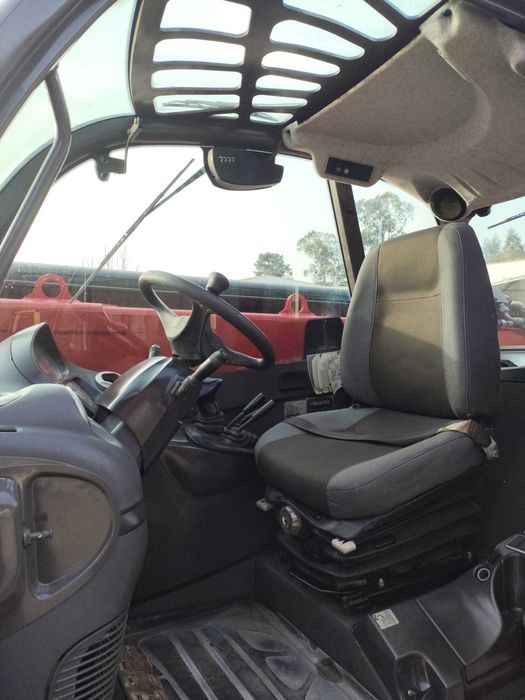 Empelhador Manitou 1440