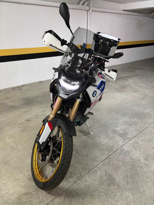 BMW F900GS Trophy, revisões e garantia incluida