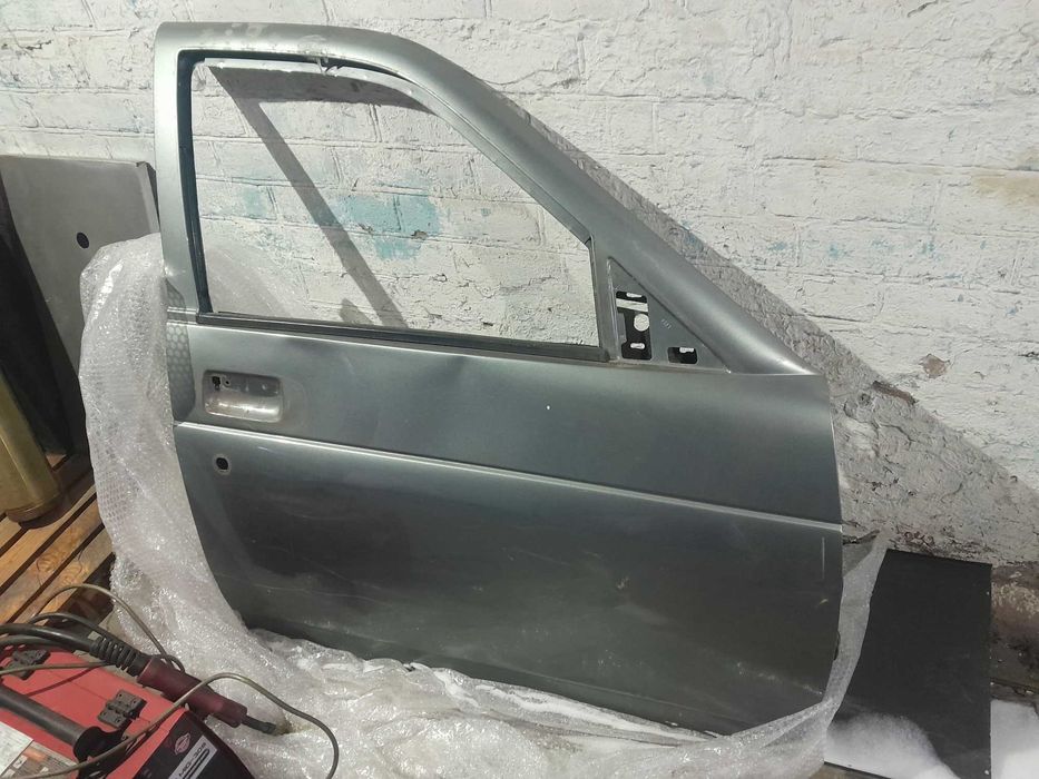 Права передня дверь 2110 2170