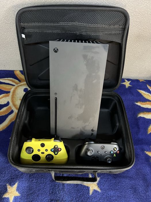 Xbox Series X 25000 грн в идеале с 637 игр