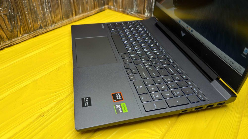 Потужний Ігровий Ноутбук Hp Victus 15-FB2000NR /RTX 4060 8 GB/ГАРАНТІЯ