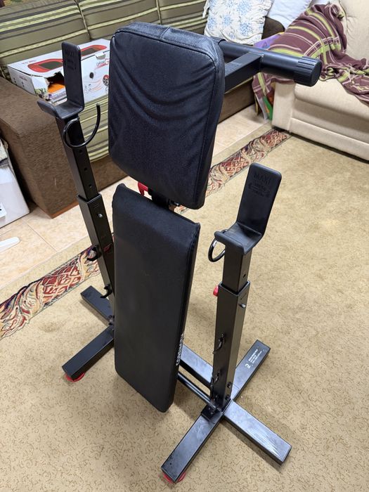 Banco de exercicio com suporte para barra