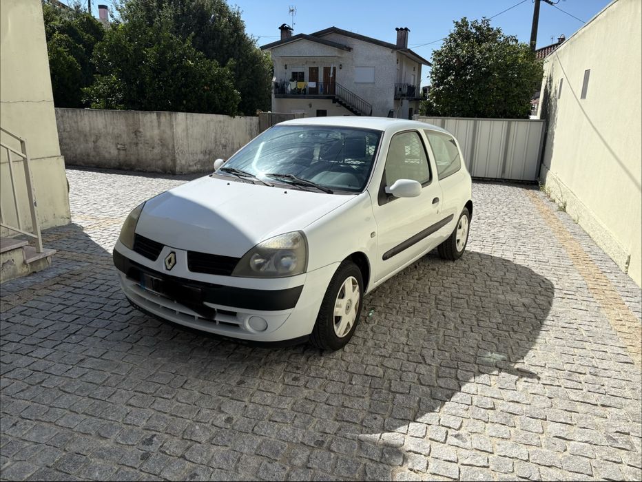 Renault Clio Commercial