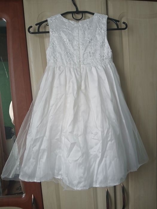 Сукня біла для дівчинки