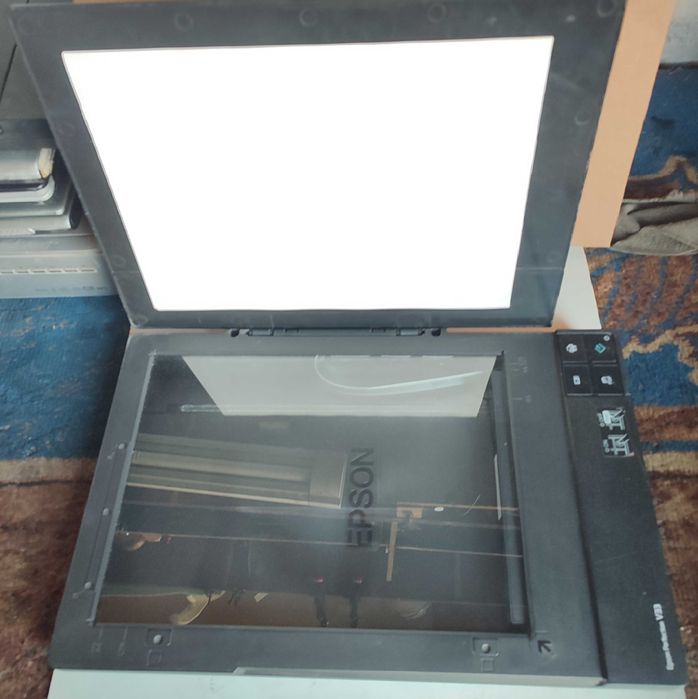 Сканер Epson Perfection V33 робочий стан