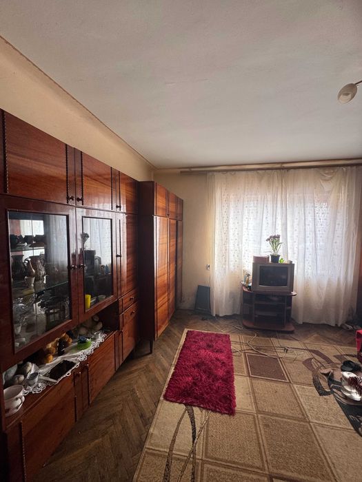 3-х кімн. кварт.1/2 90,0 м кв. вул. Максімовича ( район Проспекту).