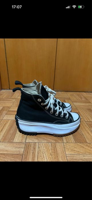 Converse pretos