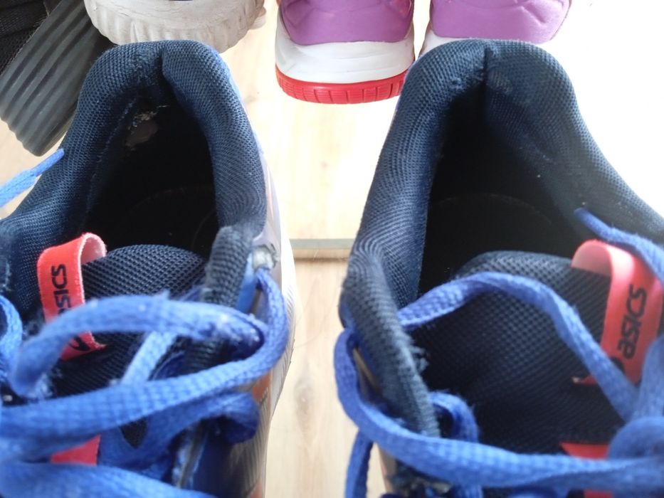 Buty Asics do grania na hali