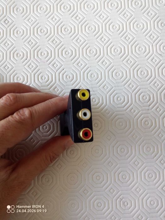 Adaptador HDMI e RCA de consolas e televisão