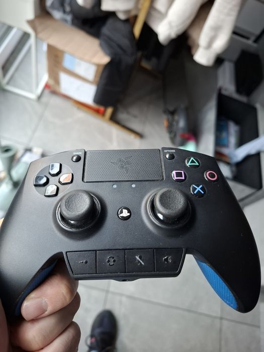 Pad ps4 gamingowy przewodowy Razer Raiju